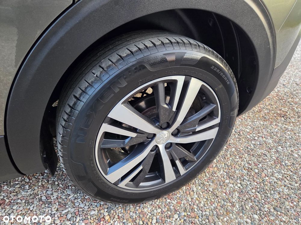 Peugeot 5008 BlueHDI 120 EAT6 Active Business.Paket - 22