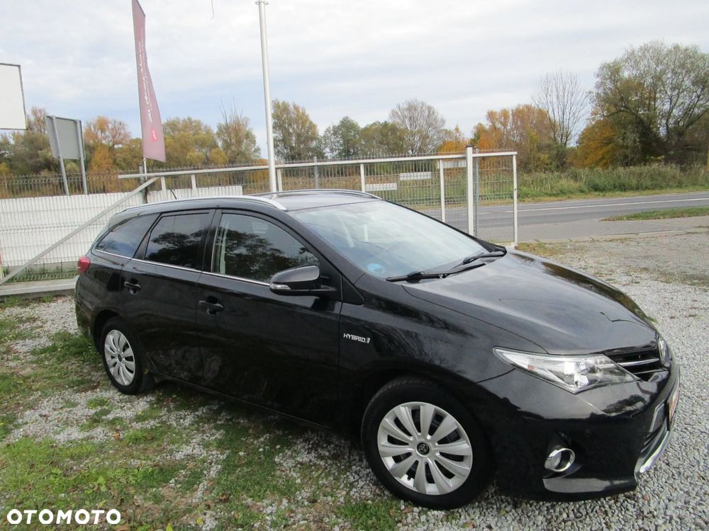 Toyota Auris - 10