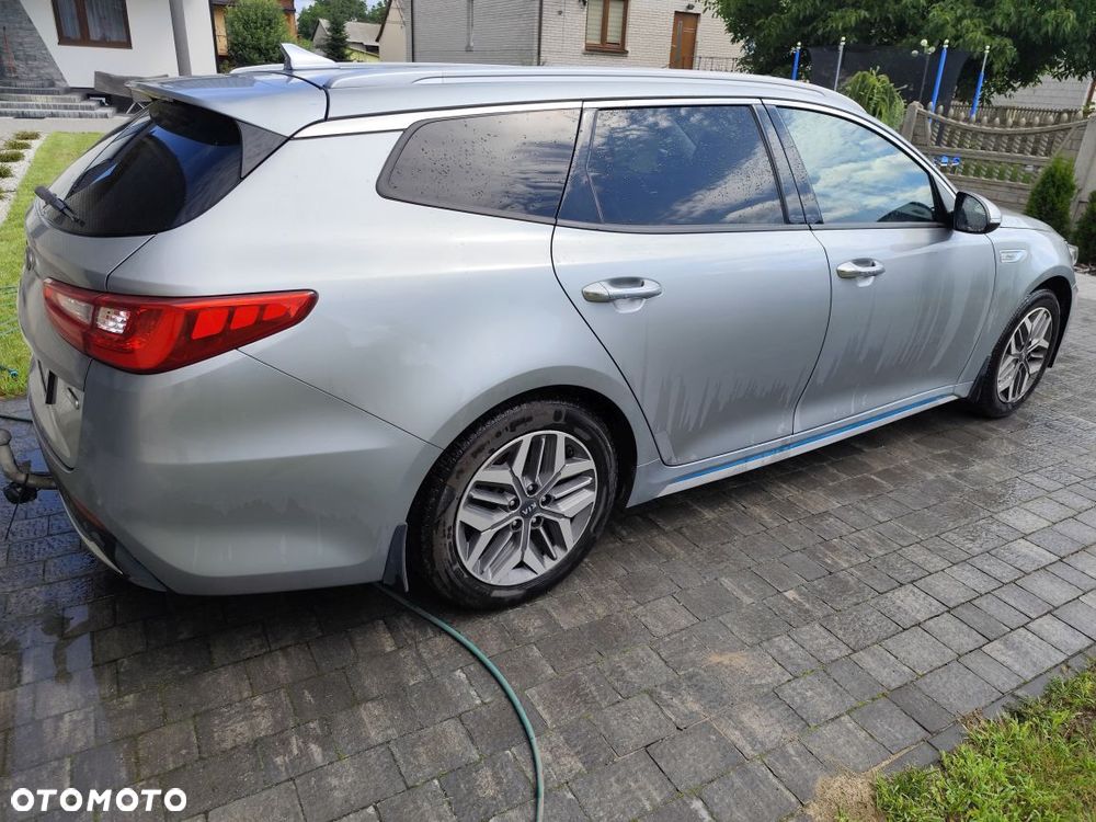 Kia Optima Plug-in Hybrid - 5