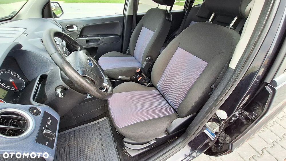 Ford Fusion - 7