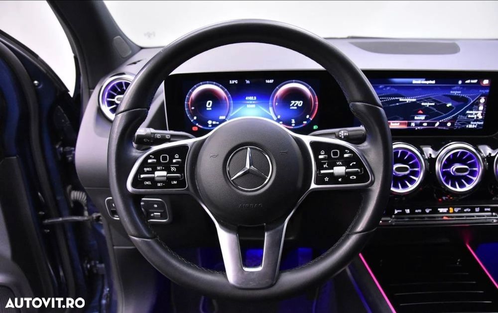 Mercedes-Benz GLA 220 d 4MATIC Aut. - 11