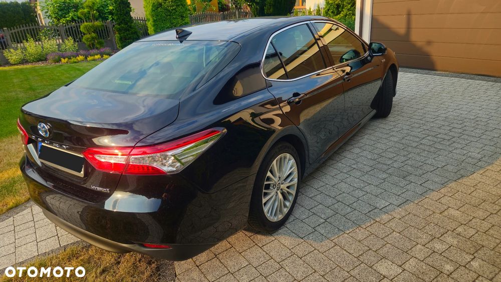 Toyota Camry 2.5 Hybrid Executive CVT - 6