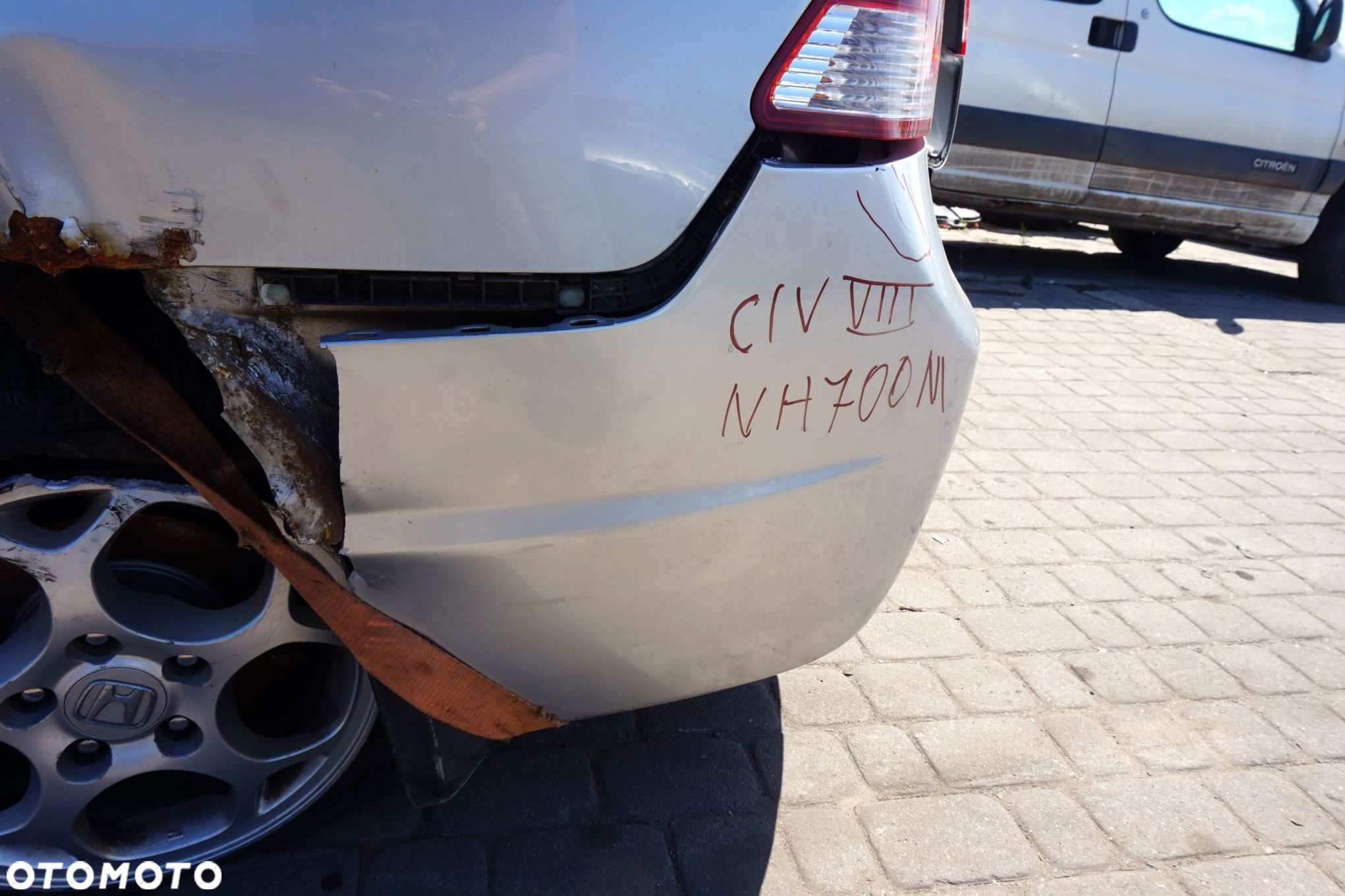 ZDERZAK TYLNY PDC CIVIC VIII SEDAN NH700M  SREBRNY HONDA 2006-2010 - 5