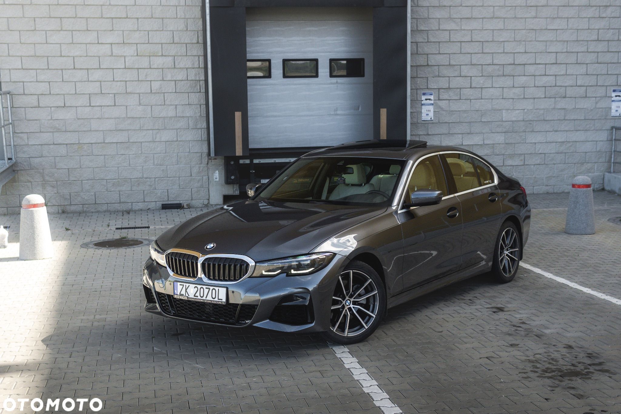 BMW Seria 3 330i GPF xDrive - 1