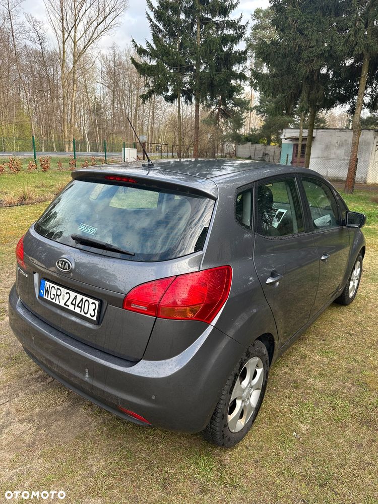 Kia Venga 1.6 CVVT Fifa World Cup Edition - 5