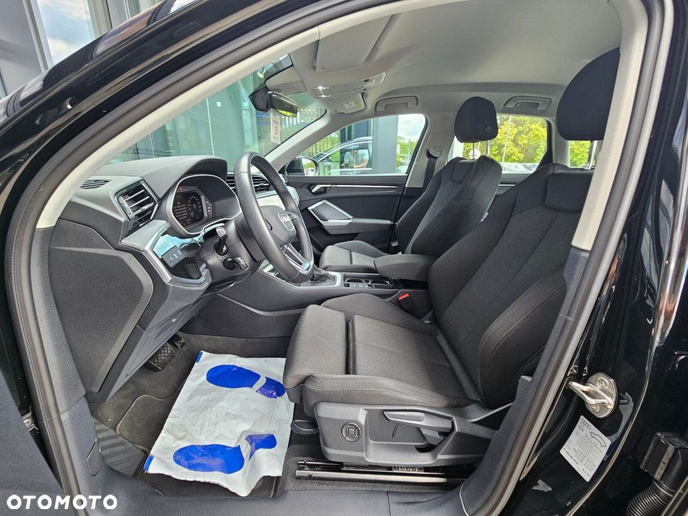 Audi Q3 - 11