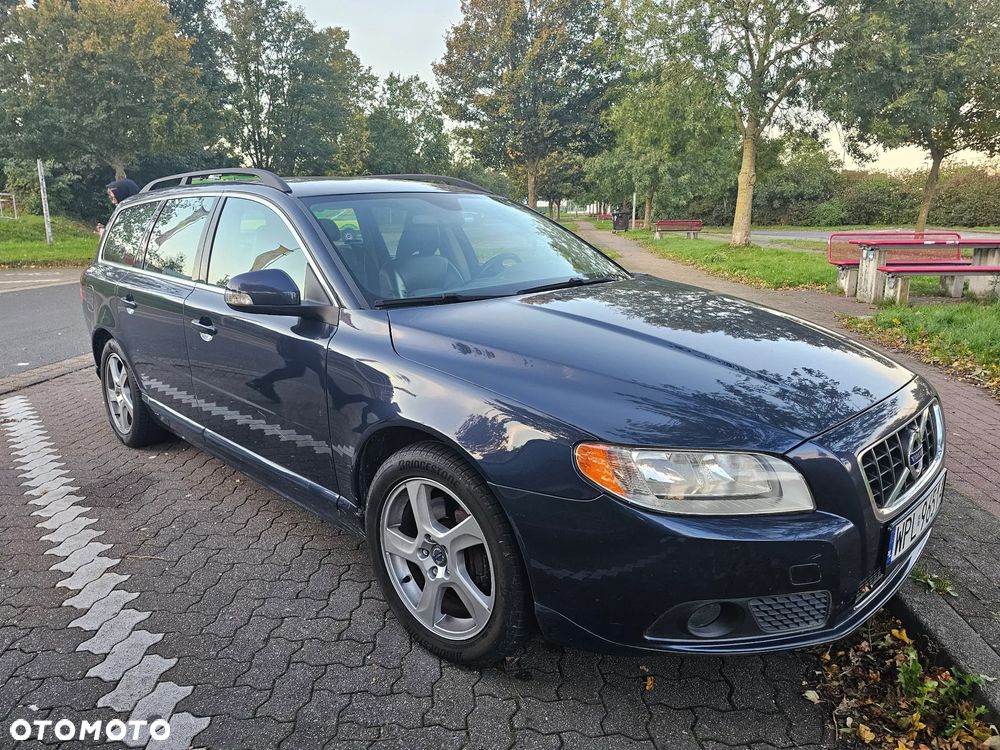 Volvo V70 D3 Momentum - 28