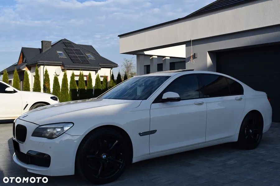 BMW Seria 7 740Li Edition Exclusive - 2