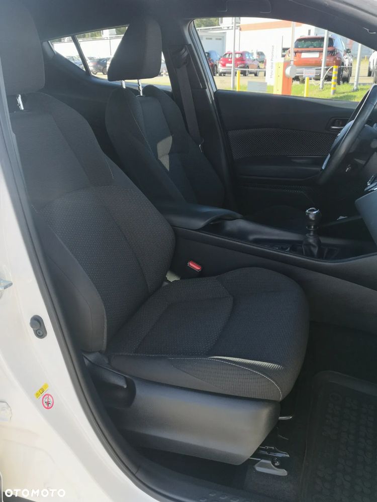 Toyota C-HR 1.2 T Premium - 12