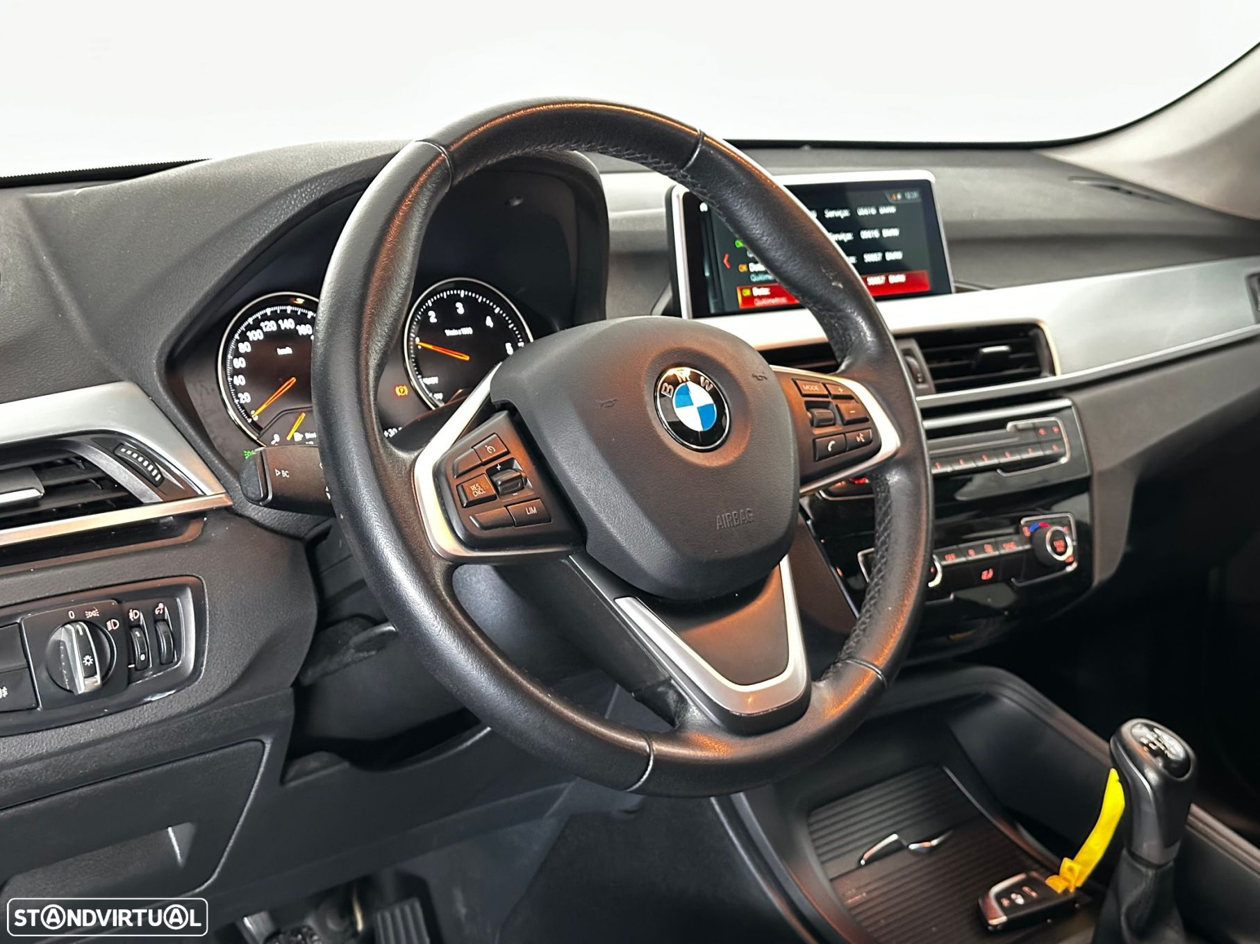 BMW X1 16 d sDrive Line xLine - 14