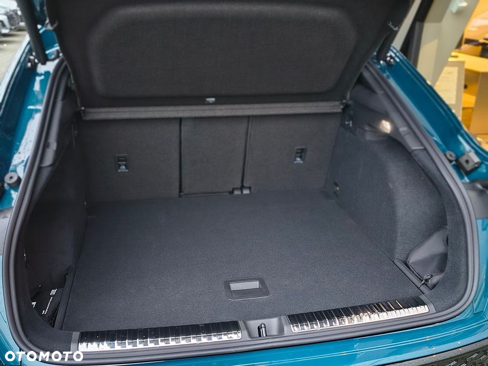 Audi Q3 Sportback - 9