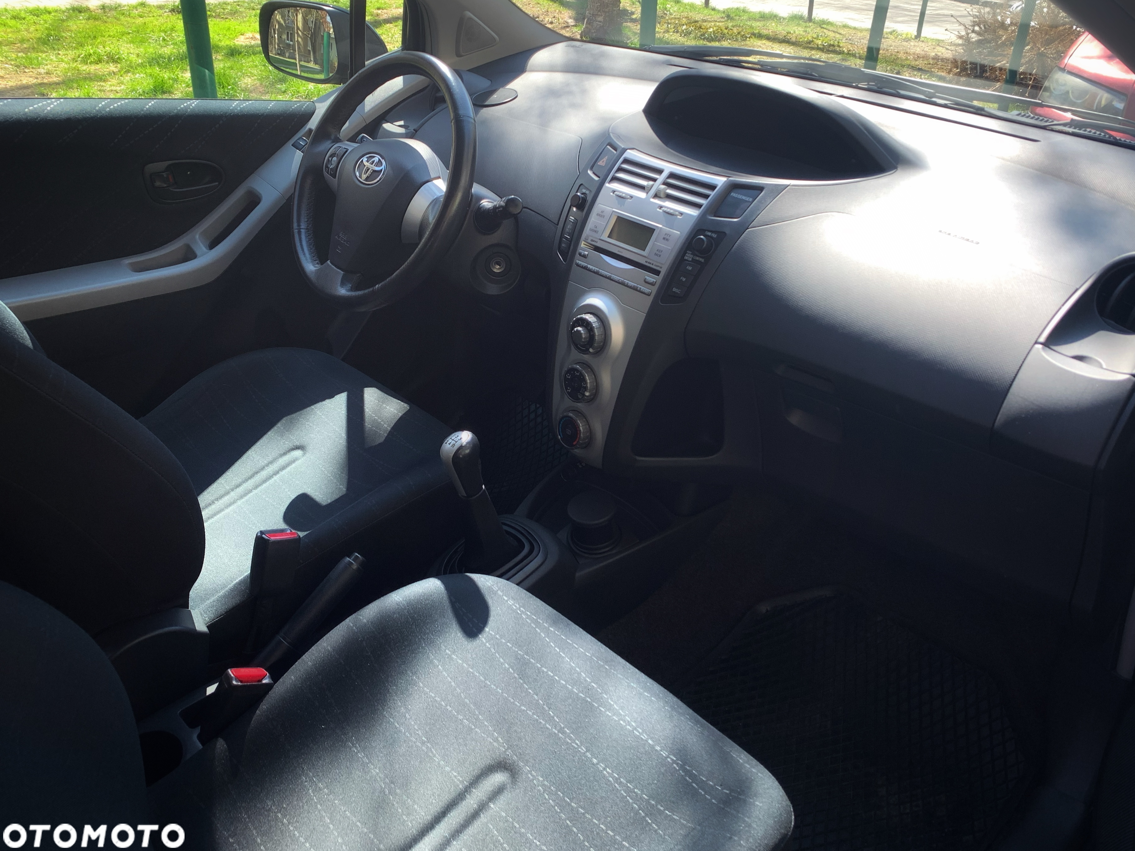 Toyota Yaris 1.0 Luna A/C - 8