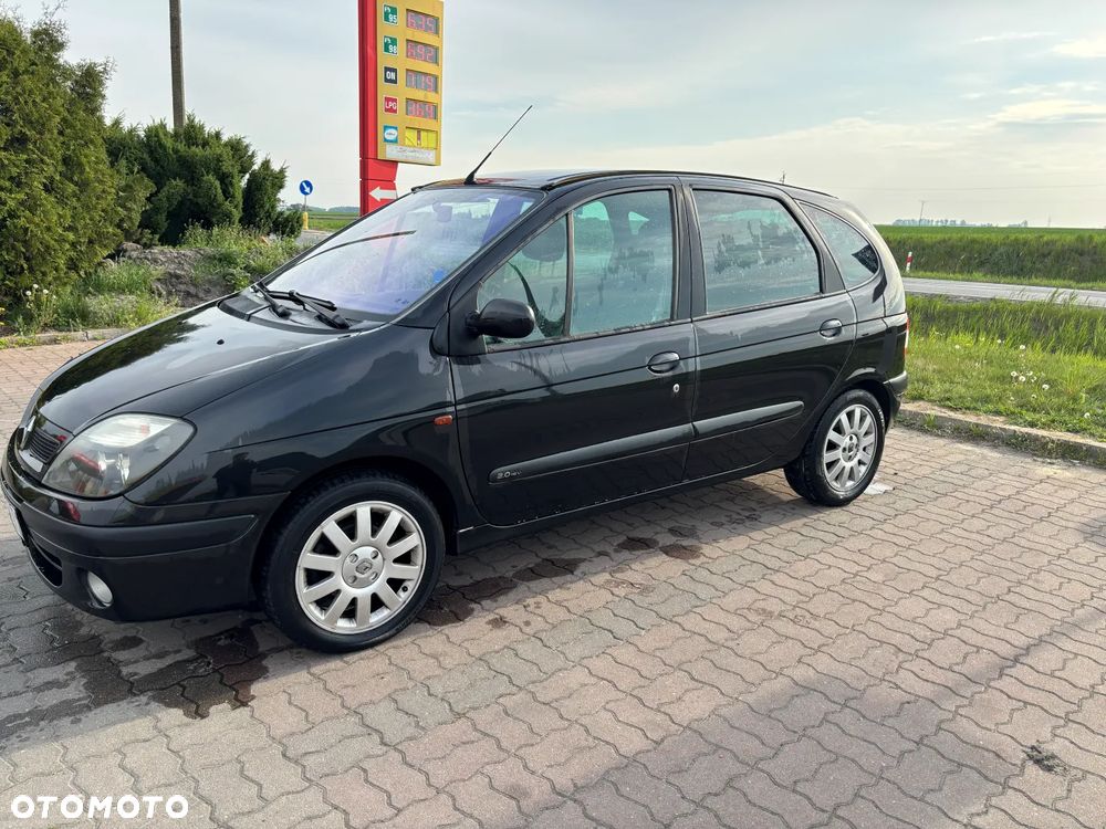 Renault Scenic 2.0 16V Dynamique - 4