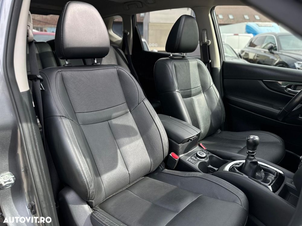 Nissan X-Trail 1.7 dCi ALL-MODE 4x4i Tekna - 32