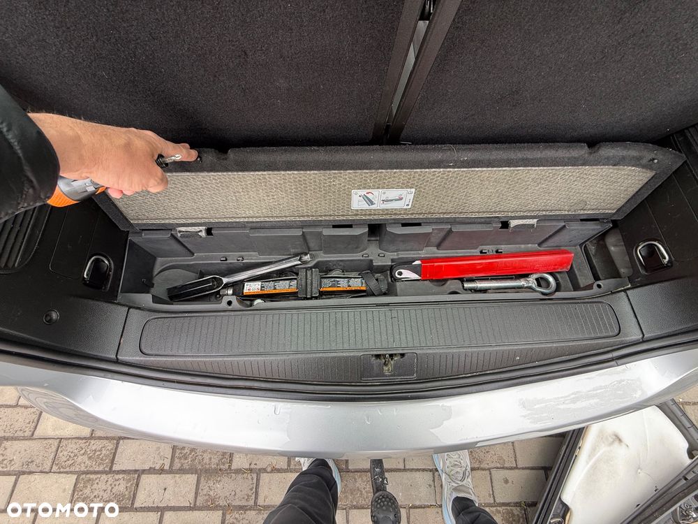 Opel Zafira Tourer 1.8 Selection - 32