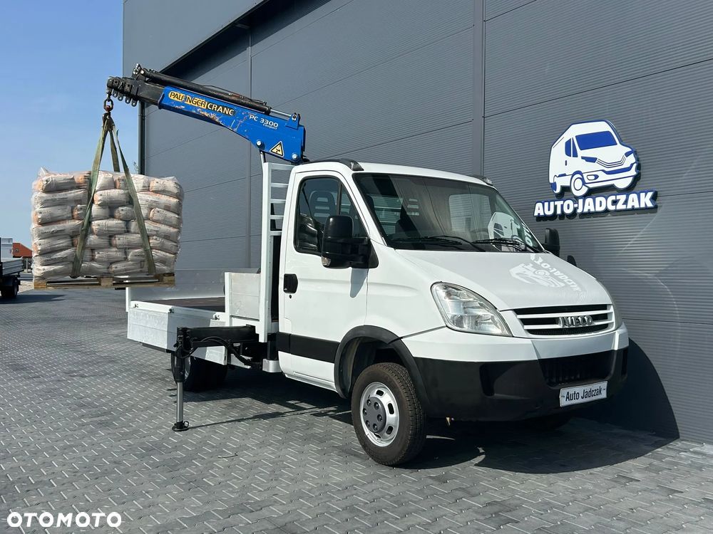 Iveco Daily 50C18 35C18 3.0 HPI żuraw HDS Palfinger PC3300 2090kg SKRZYNIA 3,6m **Super stan** - 3