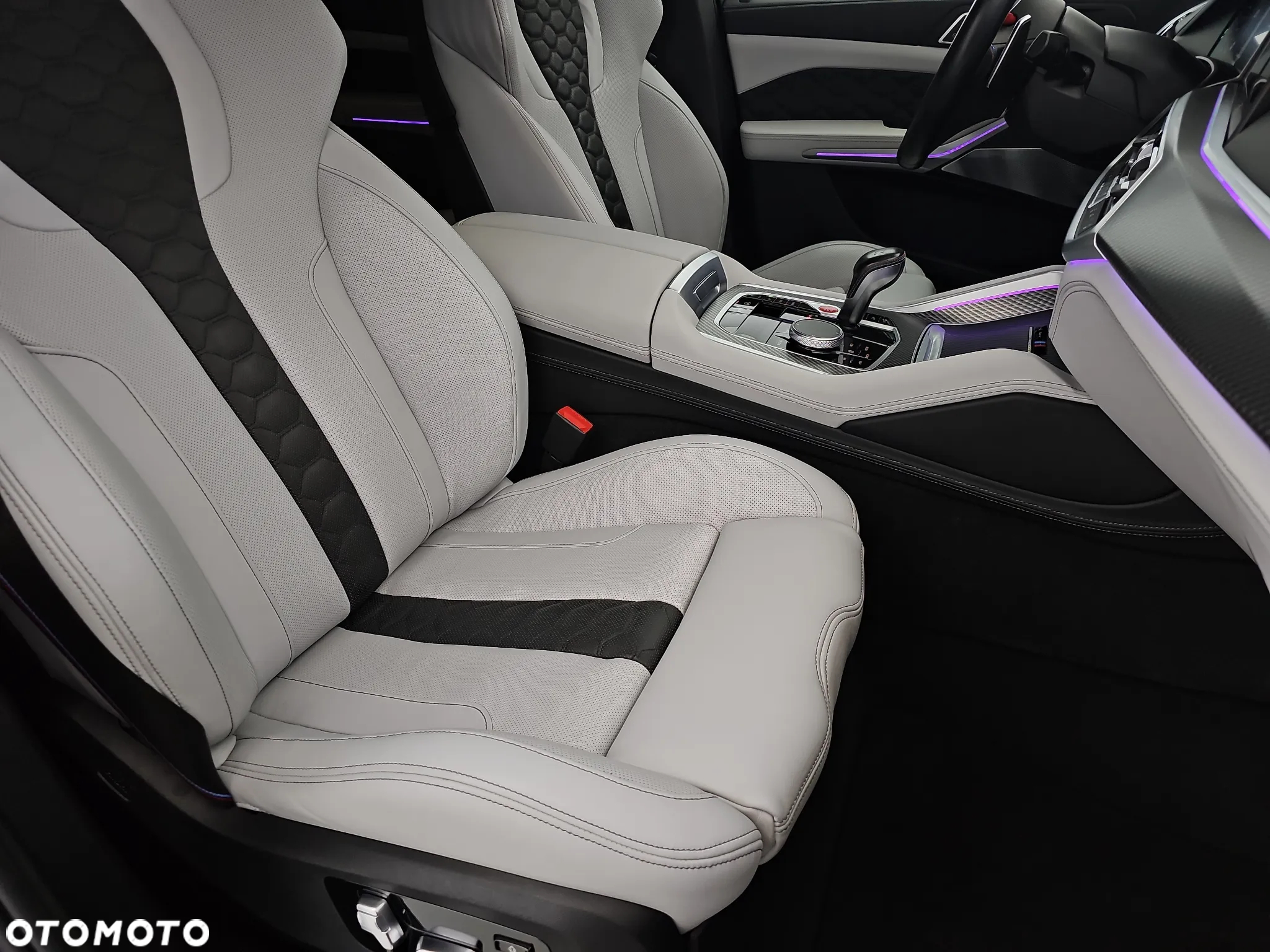 BMW X5 M Competition - 24