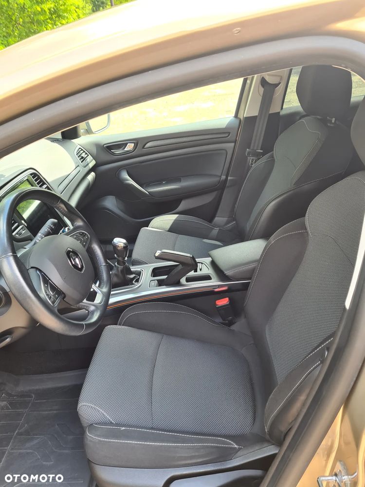 Renault Megane - 25
