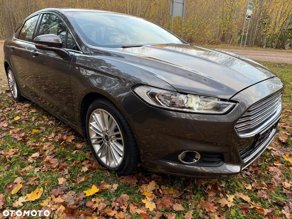 Ford Fusion 2.0 EcoBoost Titanium - 20