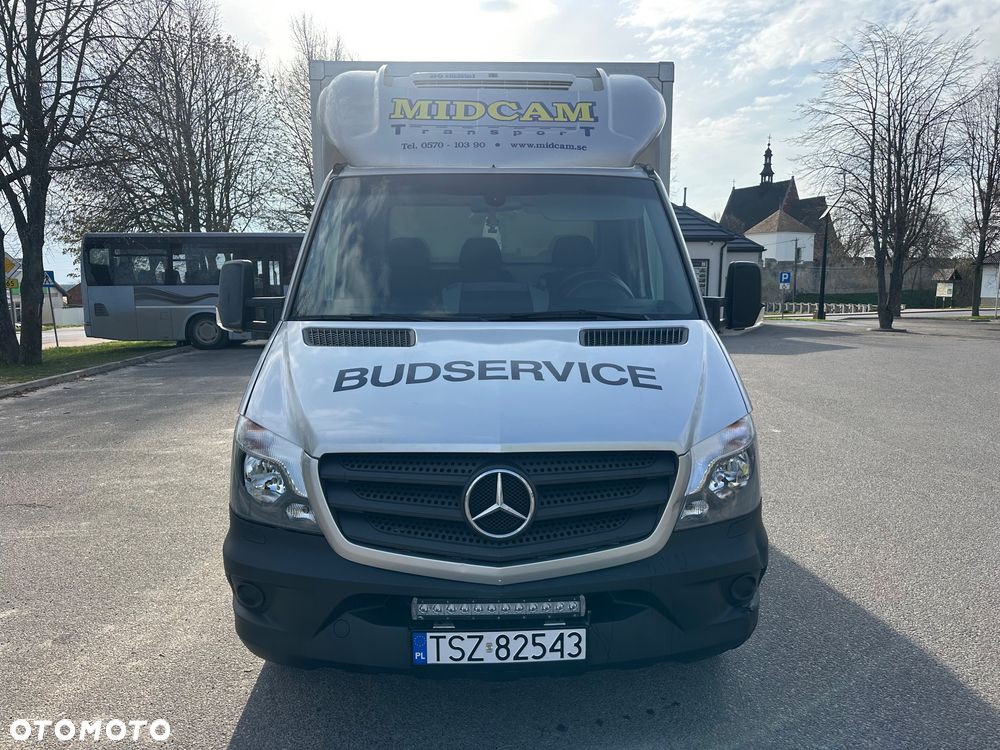 Mercedes-Benz Sprinter - 5