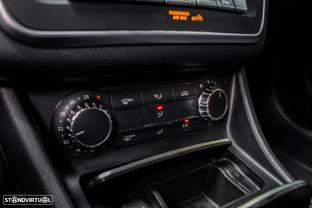 Mercedes-Benz CLA 180 d Shooting Brake Aut. - 21