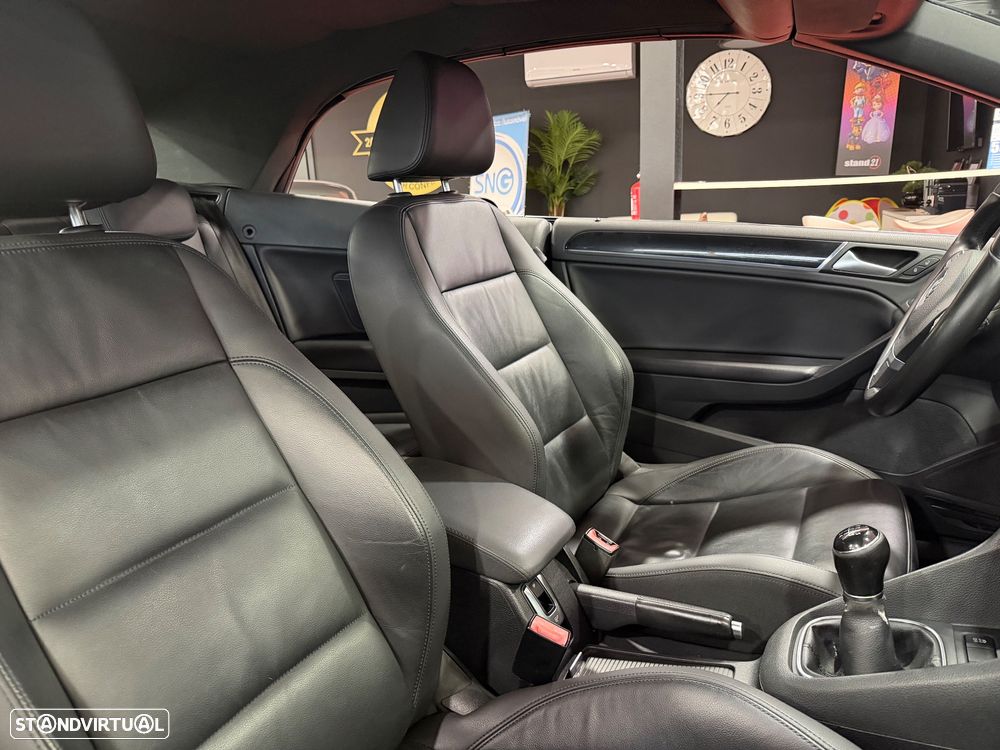 VW Golf Cabriolet 1.6 TDi BlueMotion Exclusive - 16