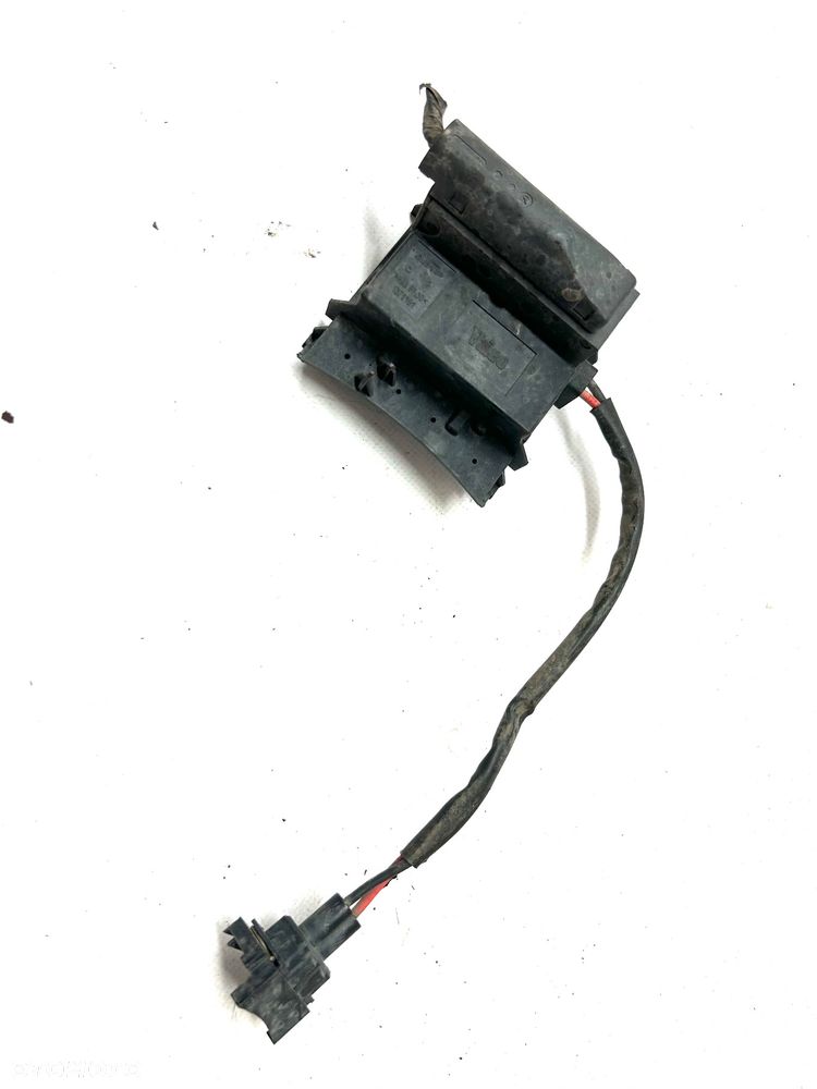Saab 93 9-3 moduł wentylatora rezystor 1379151