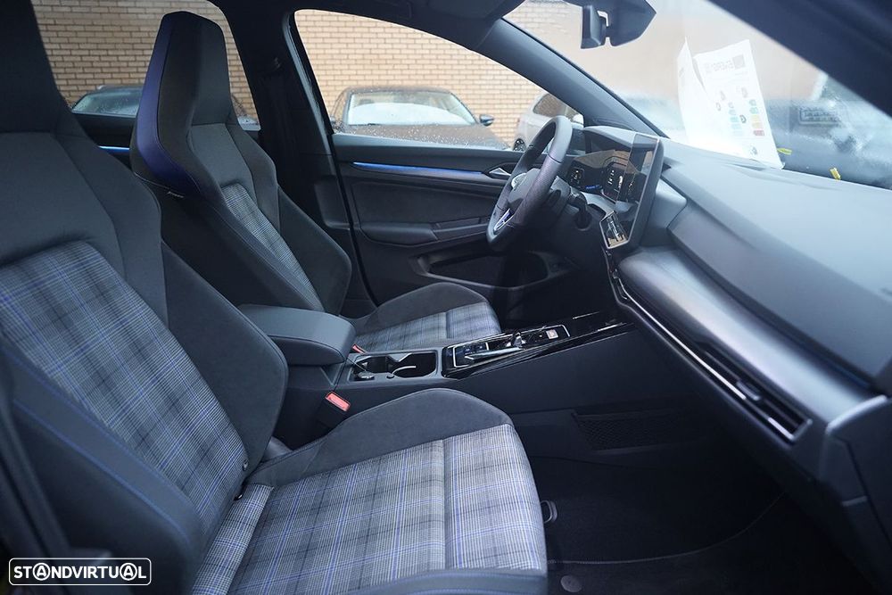 VW Golf 1.5 TSI e-Hybrid GTE DSG - 19