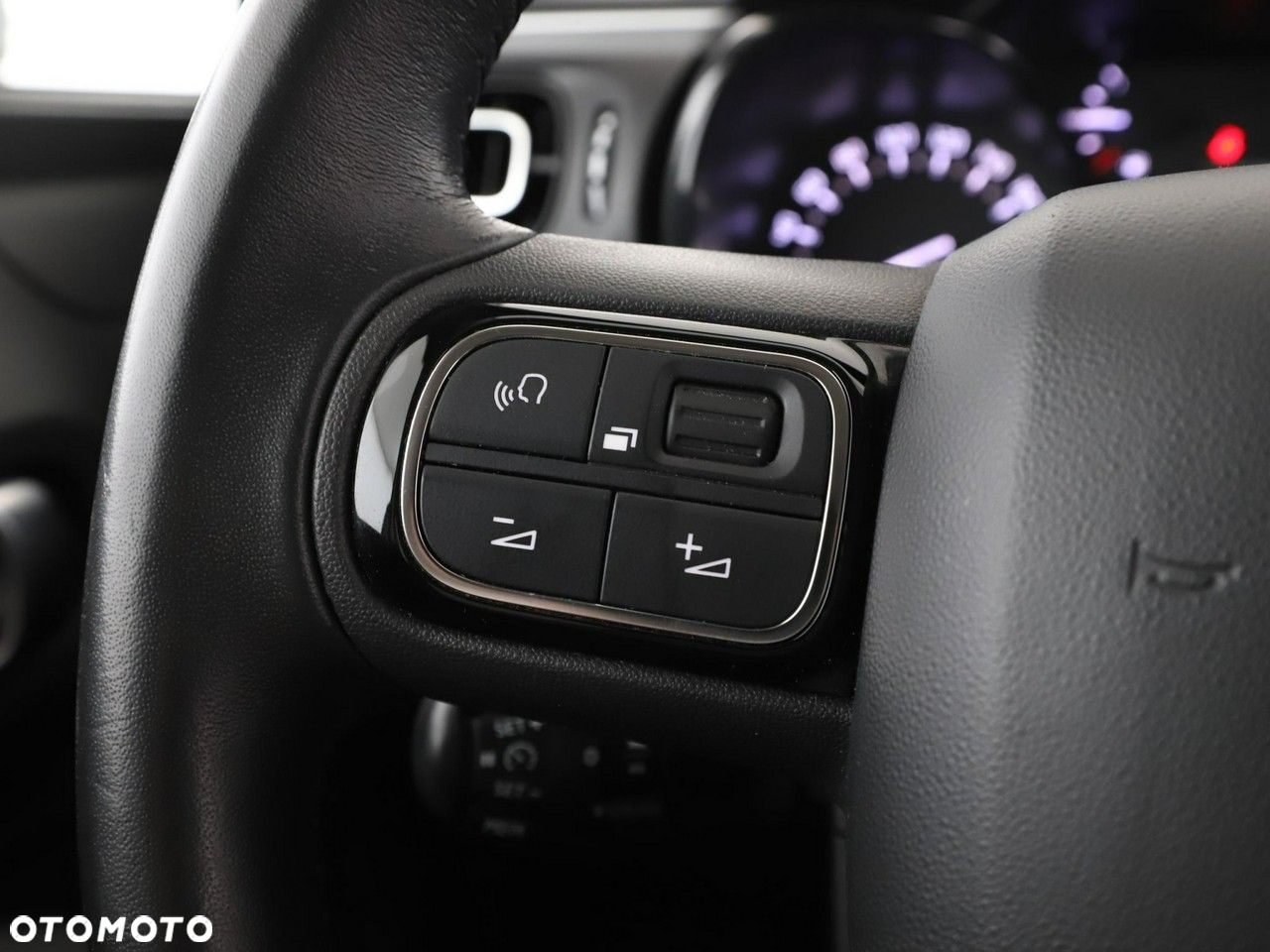 Citroën C3 1.2 PureTech Shine - 31