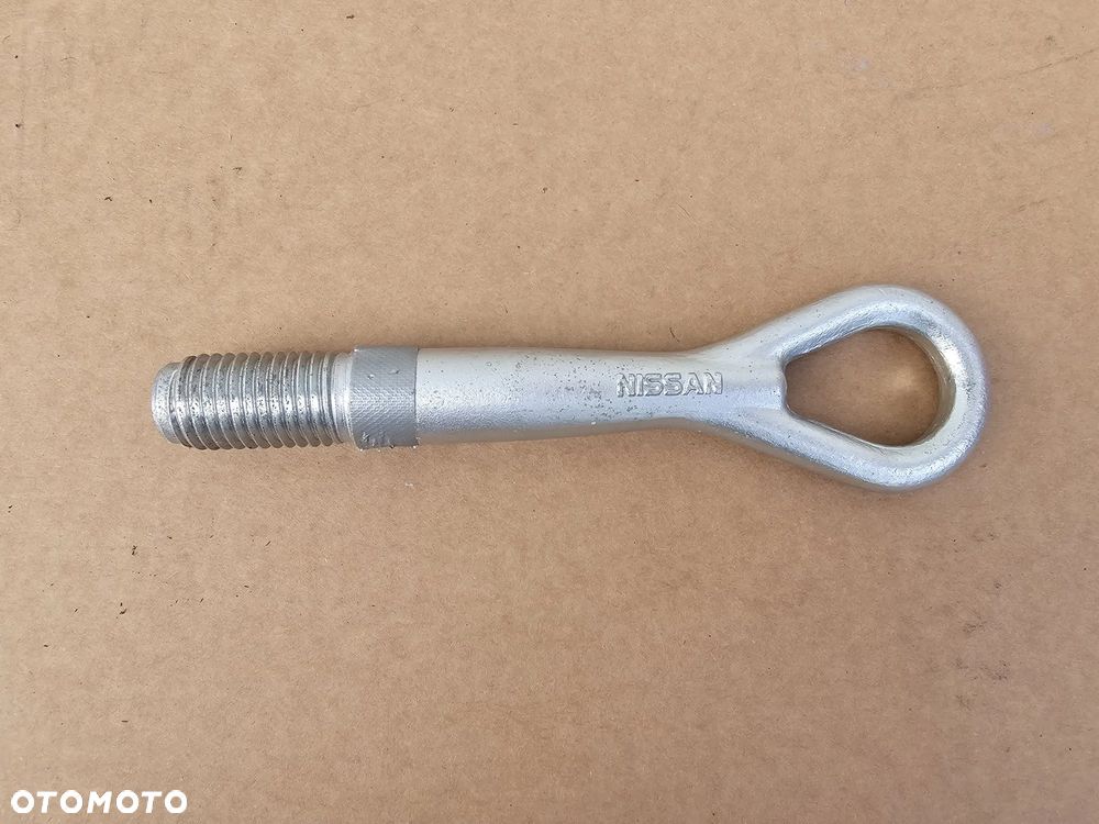 Ucho holownicze Nissan Juke F15 Leaf Note Qashqai / 51112-1KA0A