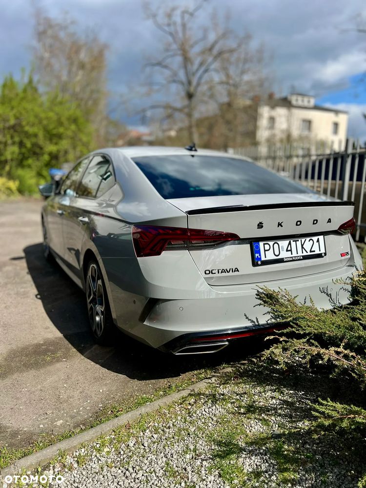Skoda Octavia 2.0 TSI RS 245 DSG - 21