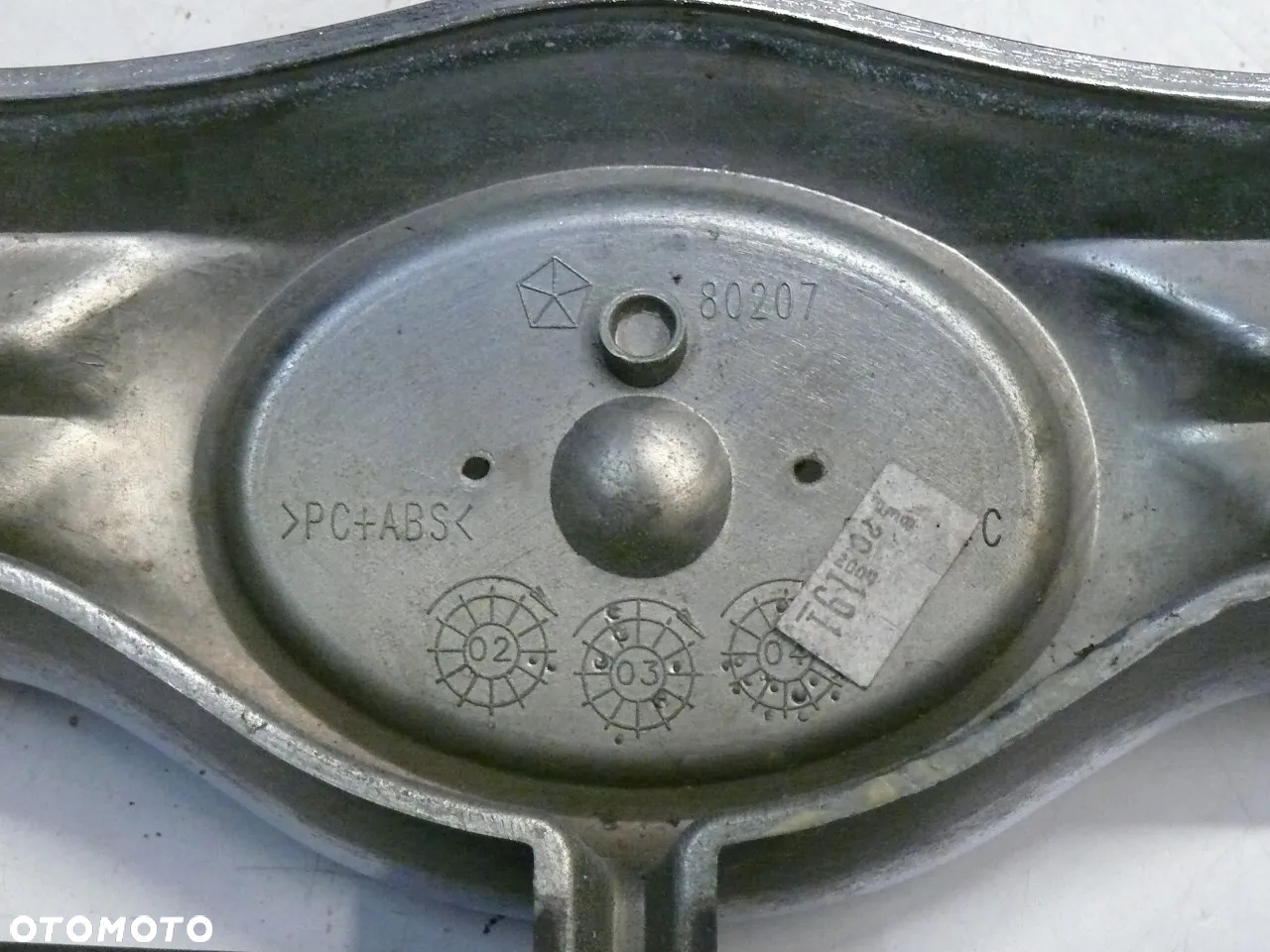 ATRAPA GRILL CHRYSLER 300C 2004 - 3