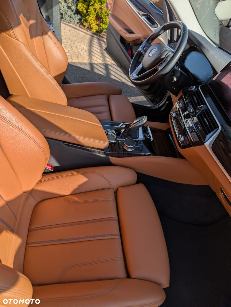 BMW Seria 5 520d xDrive MHEV Luxury Line - 13