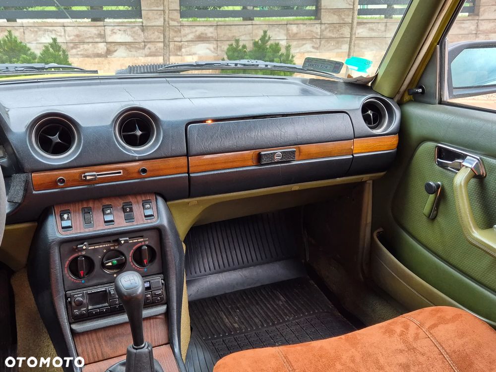 Mercedes-Benz W123 - 10
