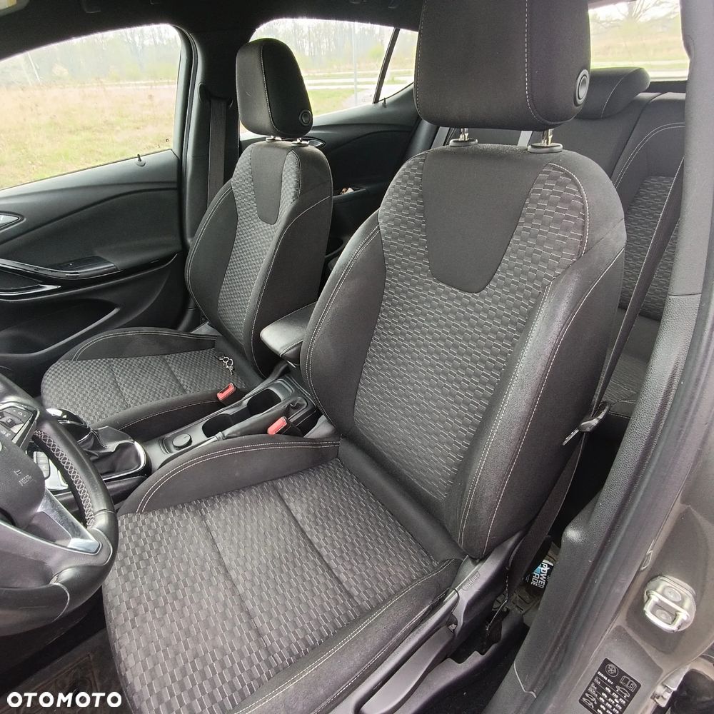 Opel Astra 1.4 T GPF Dynamic - 9