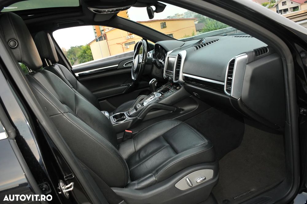 Porsche Cayenne Tiptronic S - 15