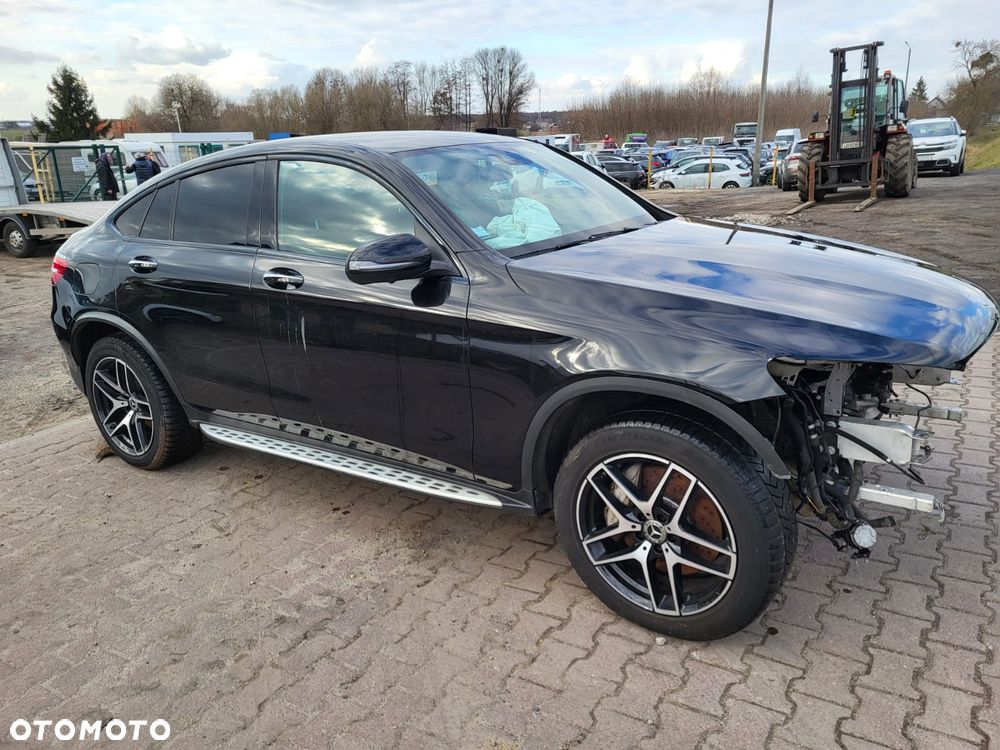 Mercedes-Benz GLC 250 d 4-Matic - 3