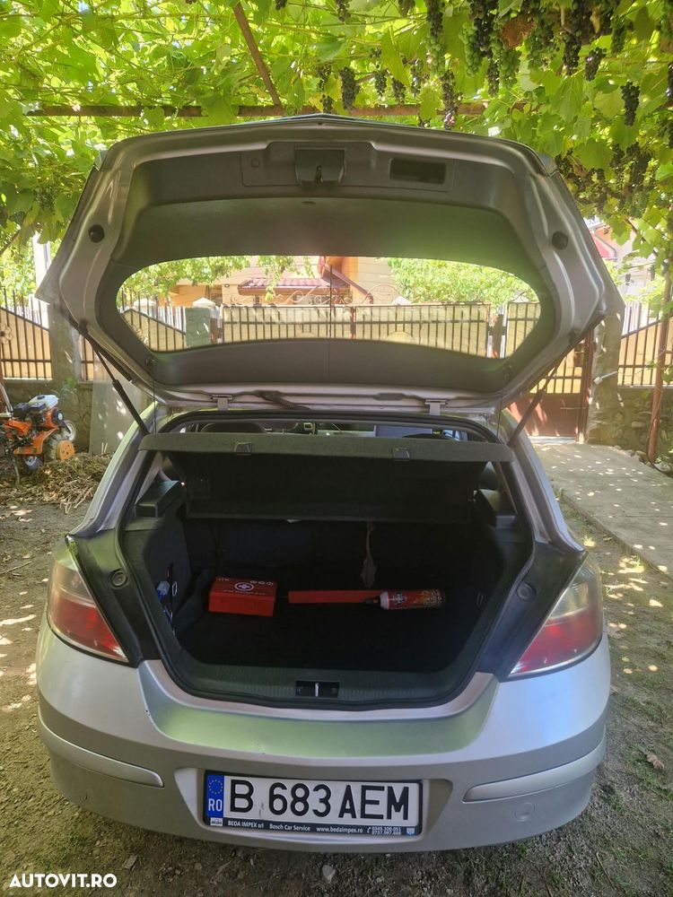 Opel Astra - 11