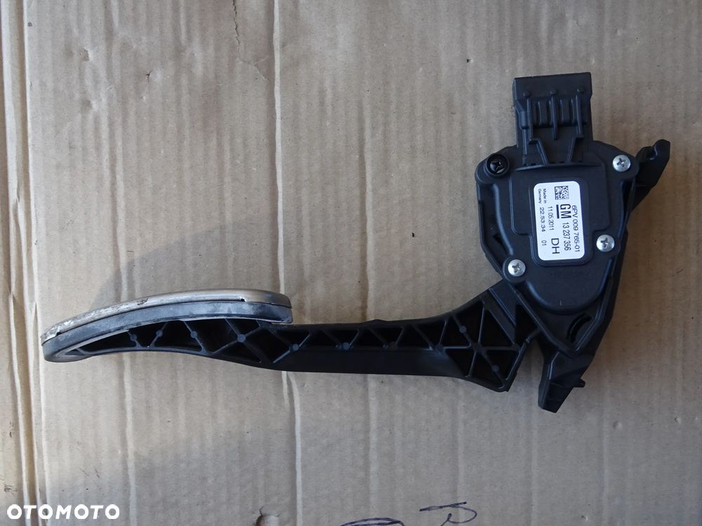 PEDAŁ CZUJNIK POTENCJOMETR GAZU OPEL INSIGNIA 1,6 , 2,0 CDTI - 4