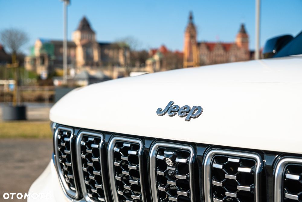 Jeep Grand Cherokee 5.7 V8 HEMI Summit - 5