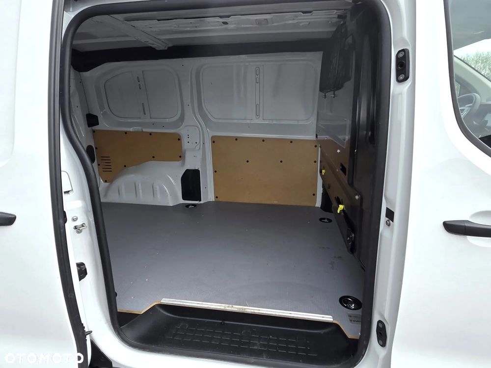 Toyota PROACE - 11