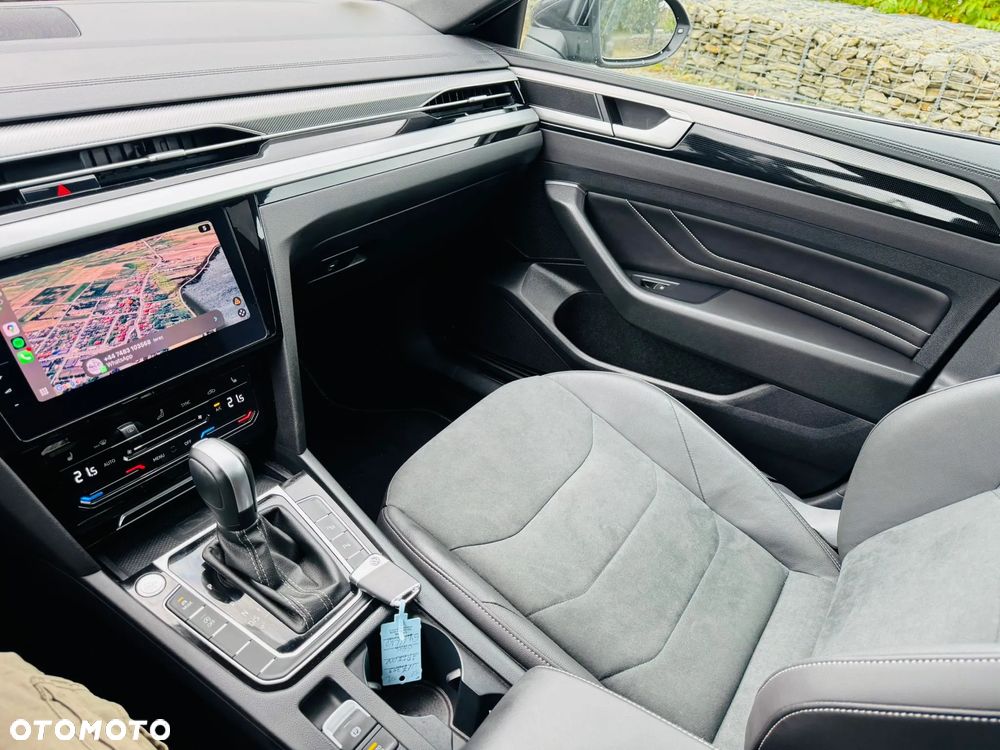 Volkswagen Arteon 2.0 TDI SCR DSG R-Line - 23