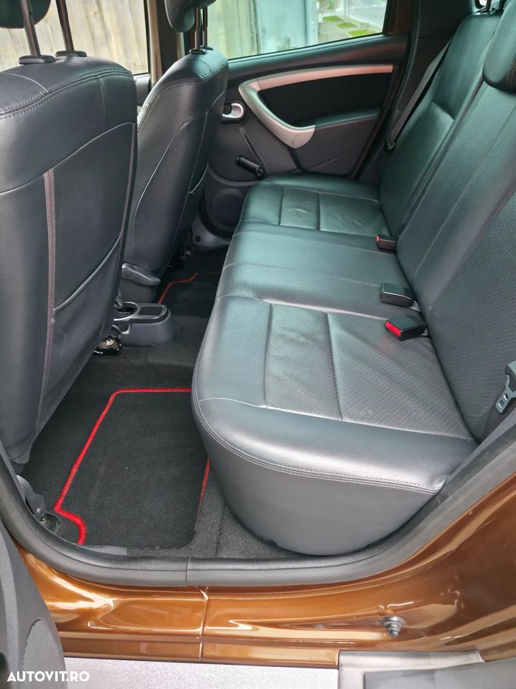 Dacia Duster 1.5 dCi 4x4 Prestige - 11