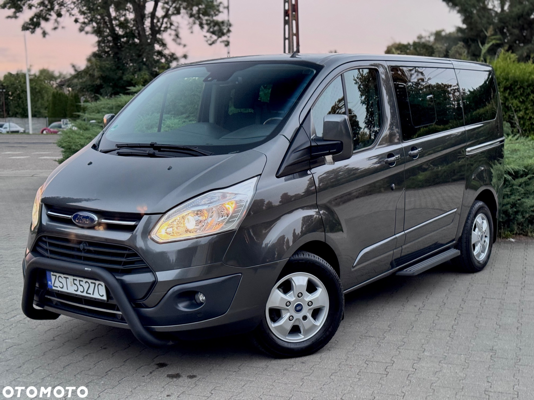 Ford Tourneo Custom 2.0 TDCi L1 Titanium - 10