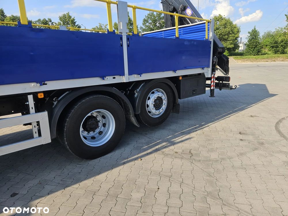 MAN TGS 26.360 6X2 E6 skrzynia + dźwig HMF1420 z pilotem - 26