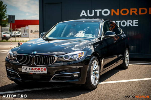 BMW Seria 3 320i xDrive AT