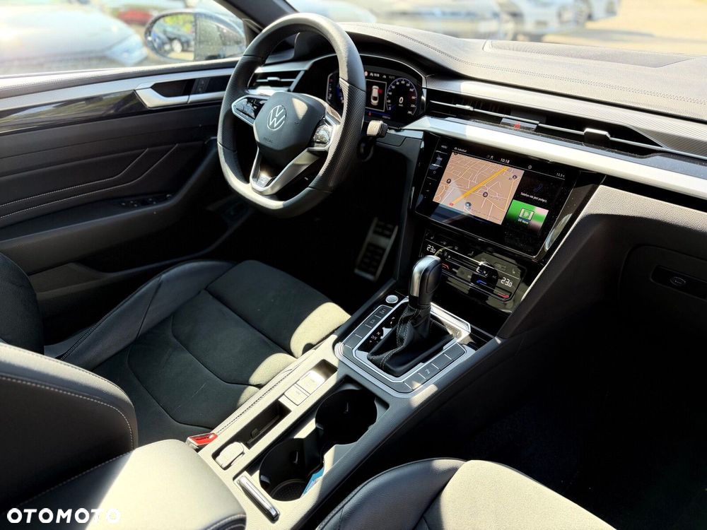 Volkswagen Arteon 2.0 TDI 4Motion R-Line DSG - 24