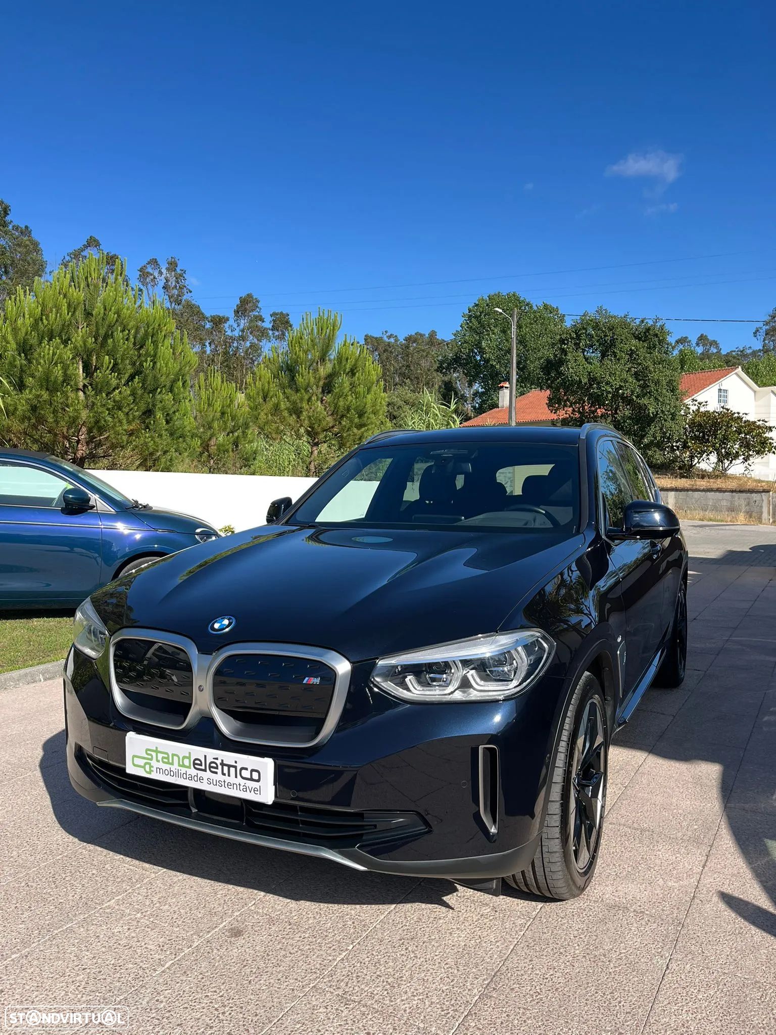 BMW iX3 M Sport Impressive - 1