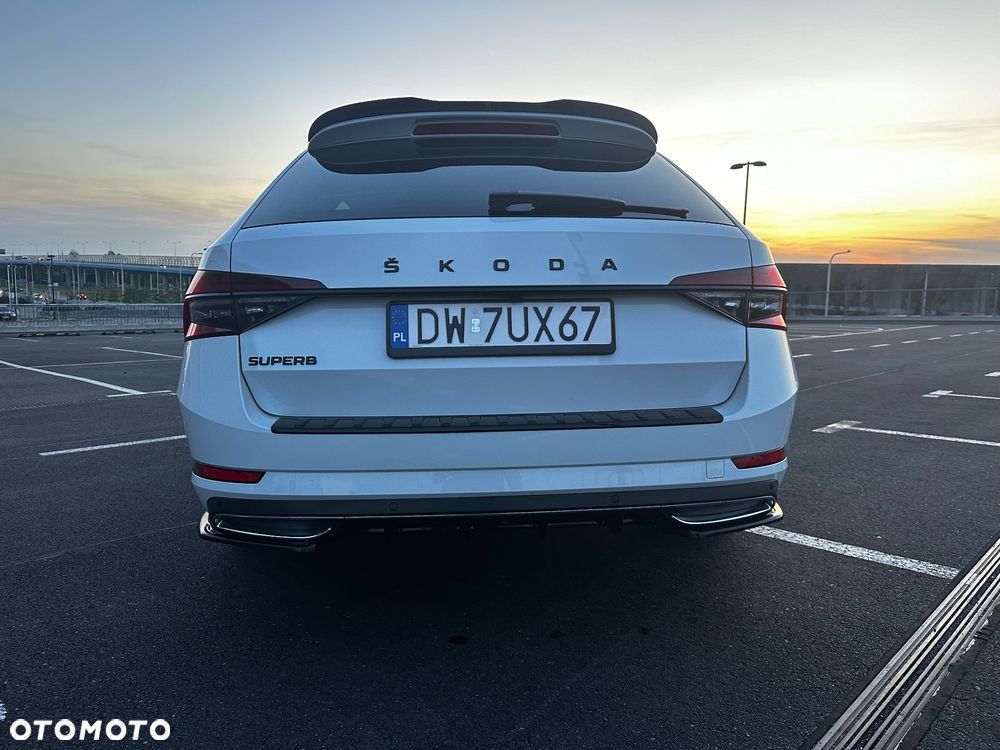 Skoda Superb 2.0 TSI Sportline DSG - 11
