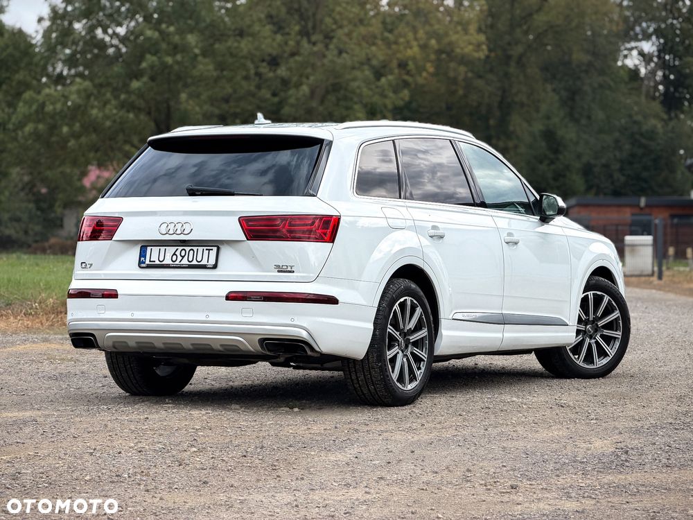 Audi Q7 - 4